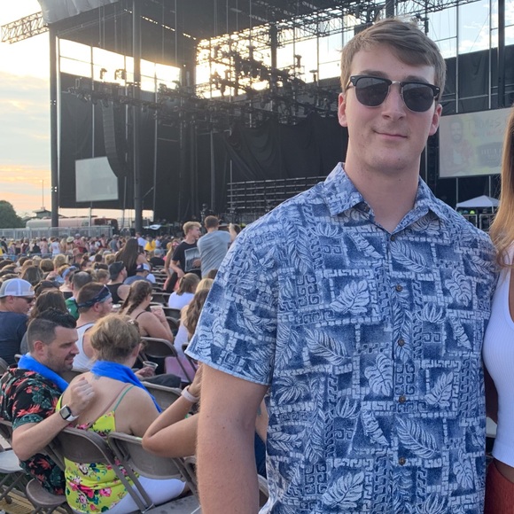 Meet your Posher, Stephen - Picture 1 of 1